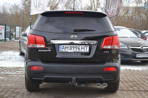 Kia Sorento 2011 - фото 16