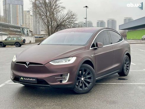 Tesla Model X 2018 - фото 4