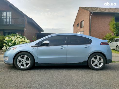 Chevrolet Volt 2014 голубой - фото 4