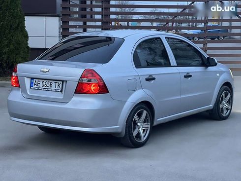 Chevrolet Aveo 2006 - фото 3