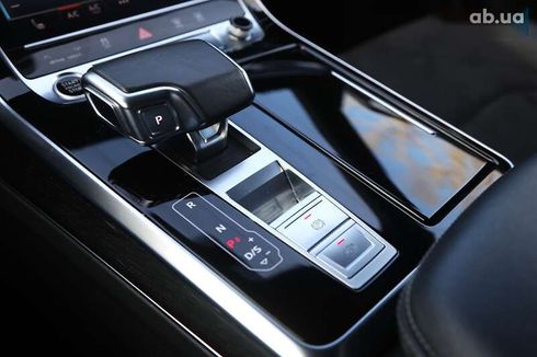 Audi Q8 2020 - фото 22
