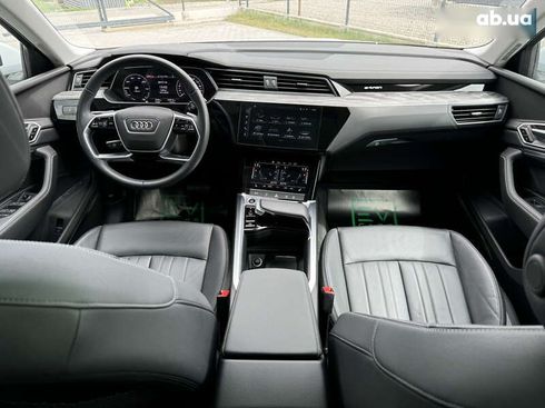 Audi Q8 e-tron 2023 - фото 19