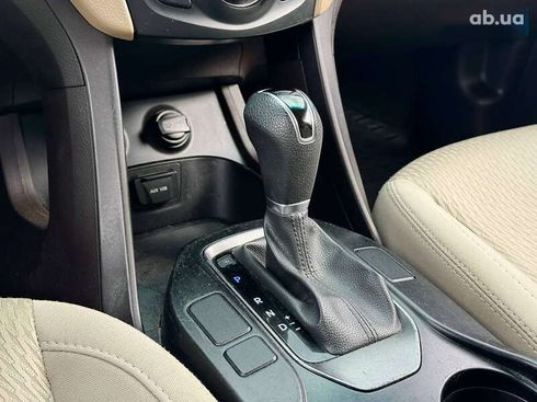 Hyundai Santa Fe 2013 - фото 26