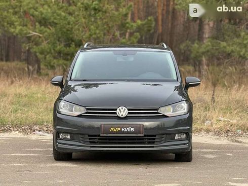 Volkswagen Touran 2018 - фото 18