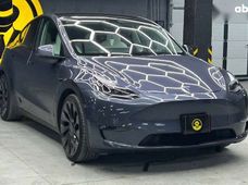 Продаж вживаних Tesla Model Y 2023 року - купити на Автобазарі