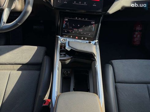 Audi E-Tron 2022 - фото 19