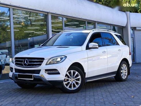 Mercedes-Benz M-Класс 2013 - фото 2
