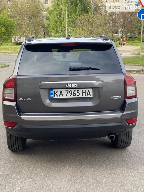 Jeep Compass 2015 серый - фото 5