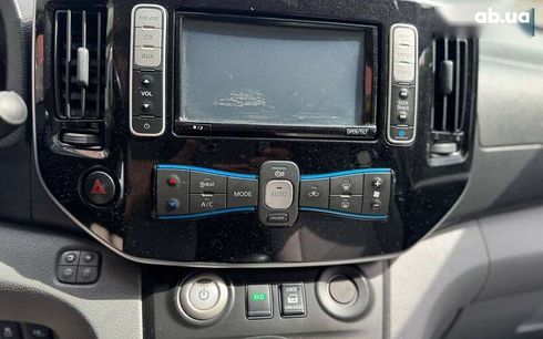 Nissan e-NV200 2015 - фото 14
