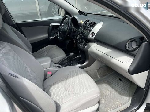 Toyota RAV4 2007 - фото 9