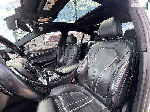 BMW 5 серия 2018 - фото 28