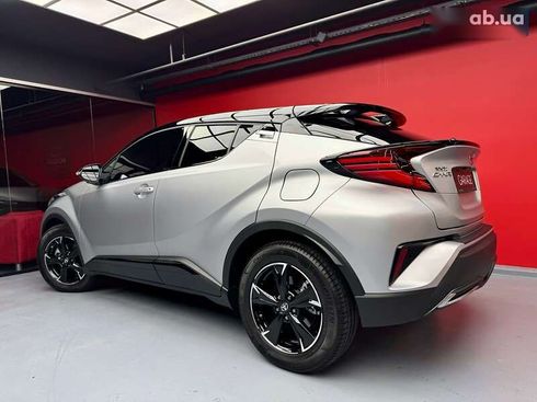 Toyota C-HR 2023 - фото 27