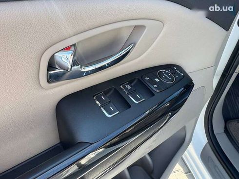 Kia Carnival 2019 - фото 5