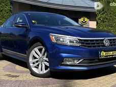 Продаж вживаних Volkswagen Passat 2016 року - купити на Автобазарі