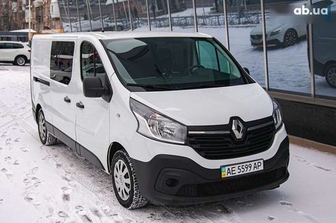 Renault Trafic 2017 - фото 2