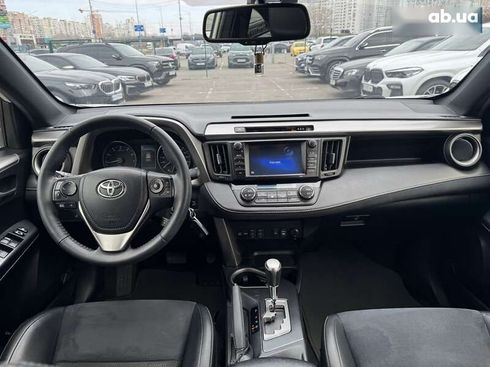 Toyota RAV4 2016 - фото 30