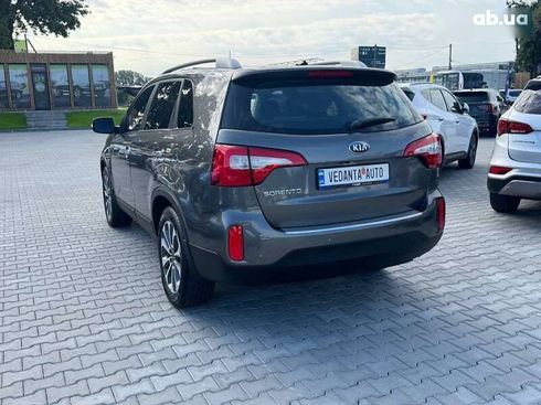 Kia Sorento 2012 - фото 4