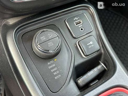 Jeep Compass 2018 - фото 21