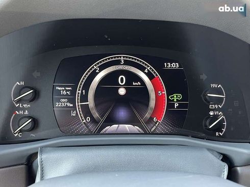 Lexus LX 2022 - фото 19