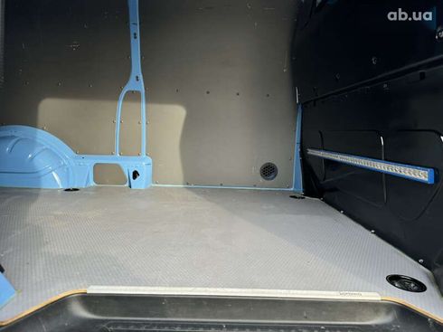 Volkswagen Transporter 2021 - фото 30