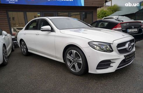 Mercedes-Benz E-Класс 2018 - фото 4