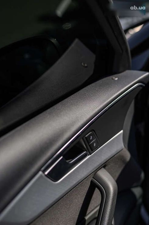 Audi A4 2019 - фото 21