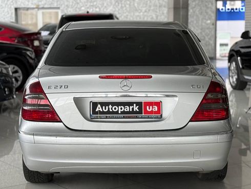 Mercedes-Benz E-Класс 2004 серый - фото 6