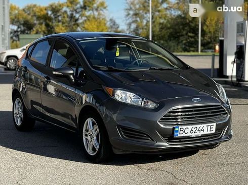 Ford Fiesta 2019 - фото 11