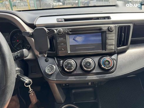 Toyota RAV4 2017 - фото 17