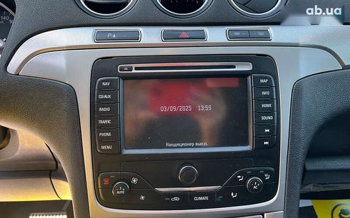 Ford S-Max 2011 - фото 12
