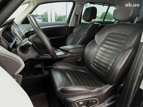 Renault Espace 2015 - фото 16