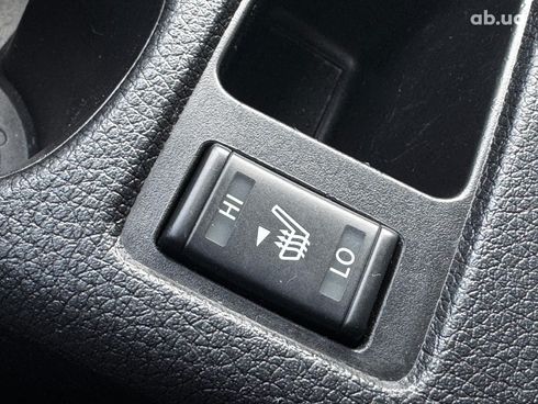 Nissan Rogue 2016 красный - фото 23
