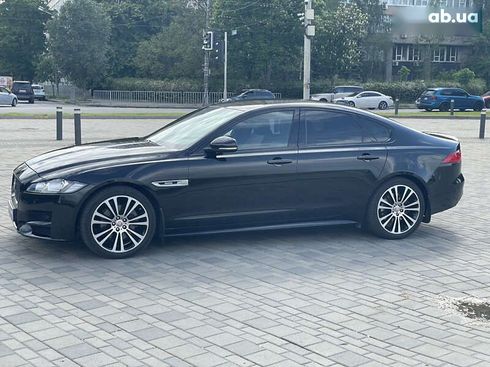 Jaguar XF 2016 - фото 27