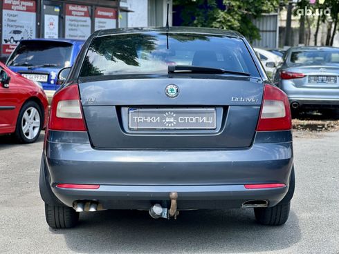 Skoda Octavia 2011 серый - фото 3
