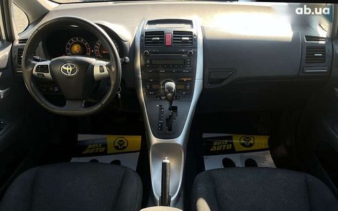 Toyota Auris 2011 - фото 22