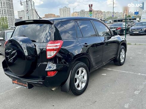 Toyota RAV4 2011 - фото 16