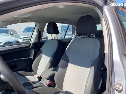 Volkswagen e-Golf 2016 - фото 18