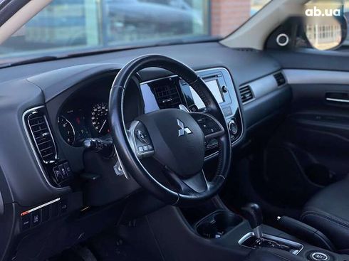 Mitsubishi Outlander 2014 - фото 14