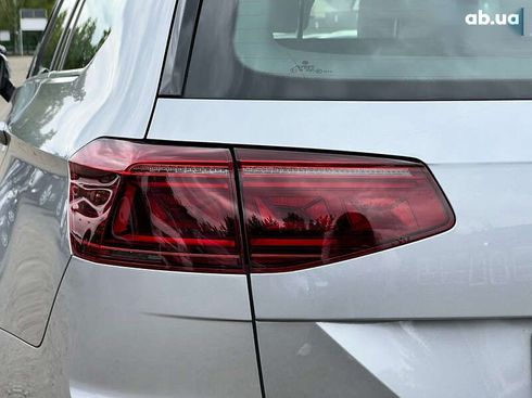 Volkswagen Passat 2022 - фото 21