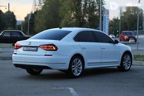 Volkswagen Passat 2018 - фото 8