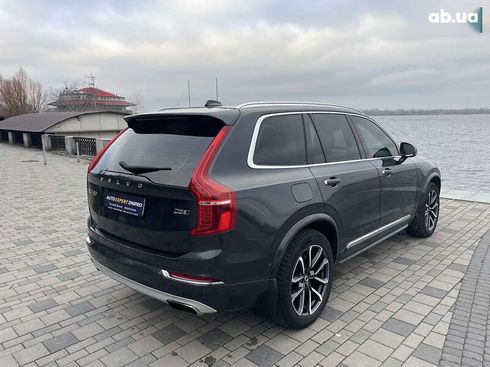 Volvo XC90 2017 - фото 8