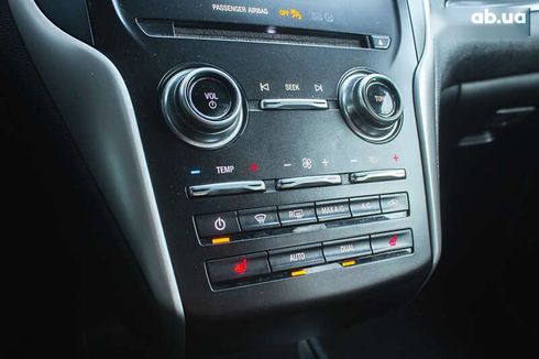 Lincoln MKC 2018 - фото 21