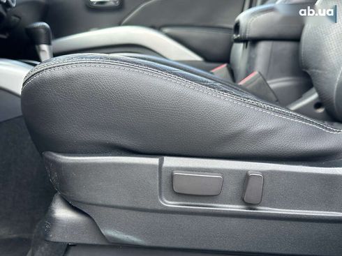 Mitsubishi Outlander XL 2007 - фото 19