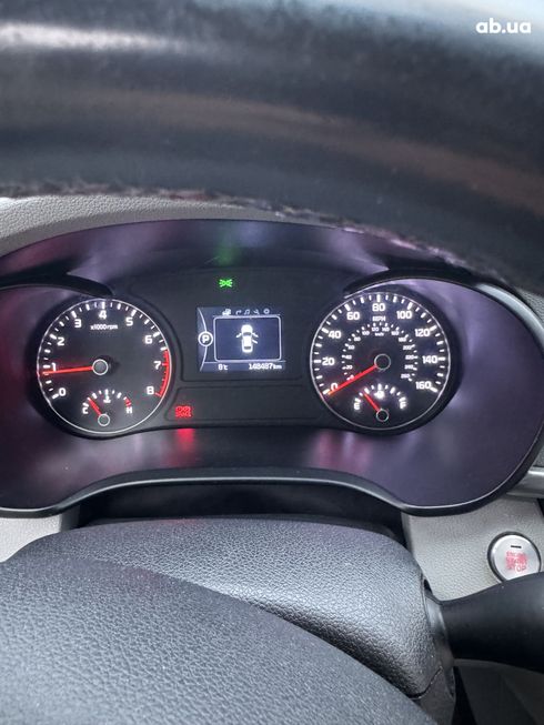 Kia Optima 2015 белый - фото 13