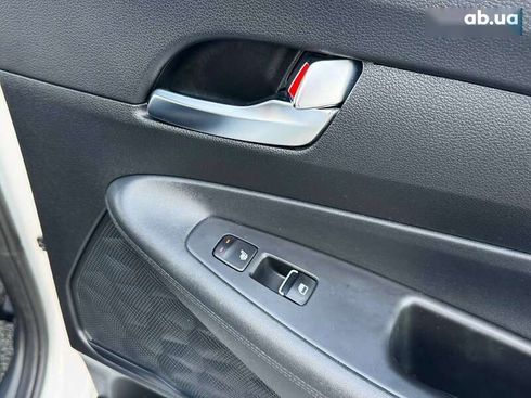 Hyundai Santa Fe 2020 - фото 30