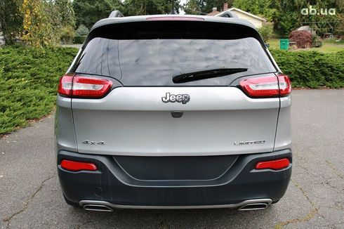 Jeep Cherokee 2016 серебристый - фото 5