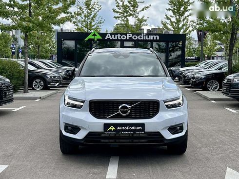 Volvo XC40 2021 - фото 4