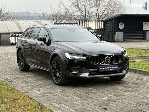 Volvo V90 Cross Country 2022 - фото 8