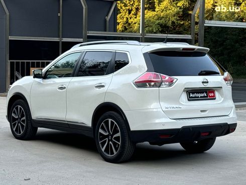 Nissan X-Trail 2015 белый - фото 7