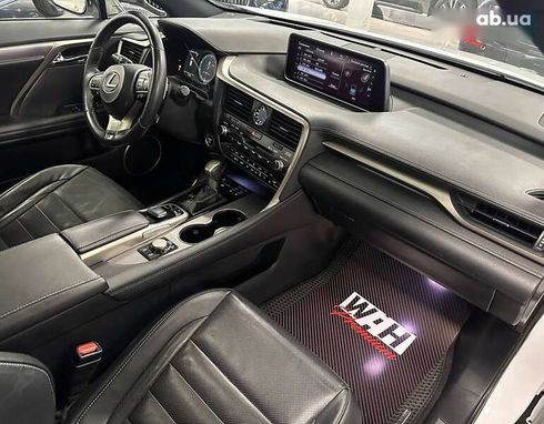 Lexus RX 2017 - фото 14